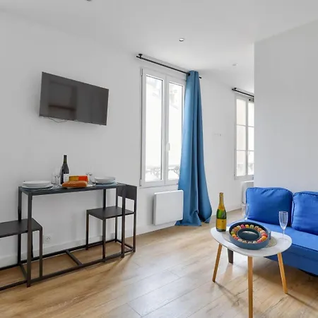 522 Tocqueville - Cozy In 17 Paryż